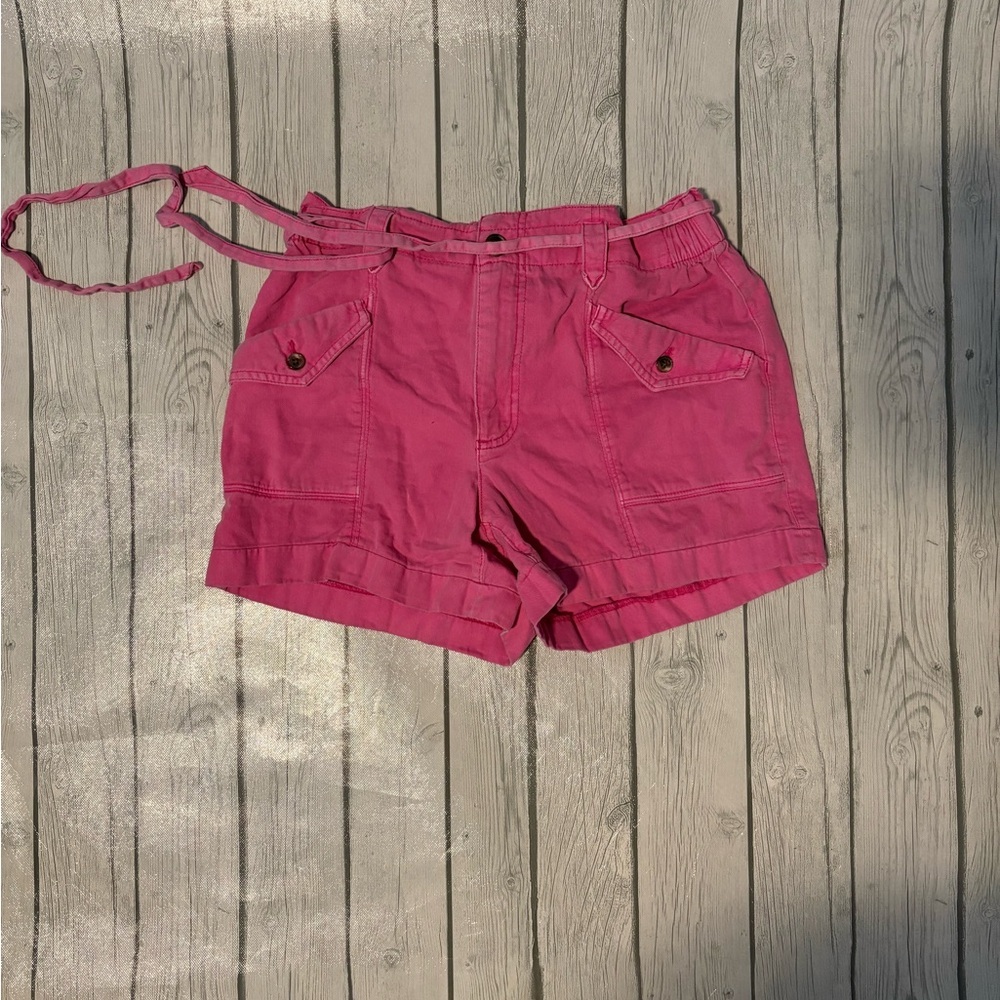 Old Navy Women's Cargo Shorts in Vibrant Pink